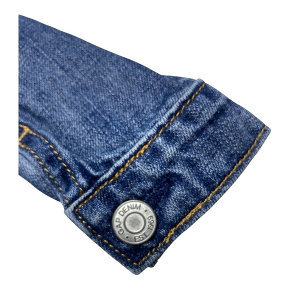 GAP x Disney  Blue Denim Jacket with Embroidered Minnie Mouse Design - Picture 5 of 5